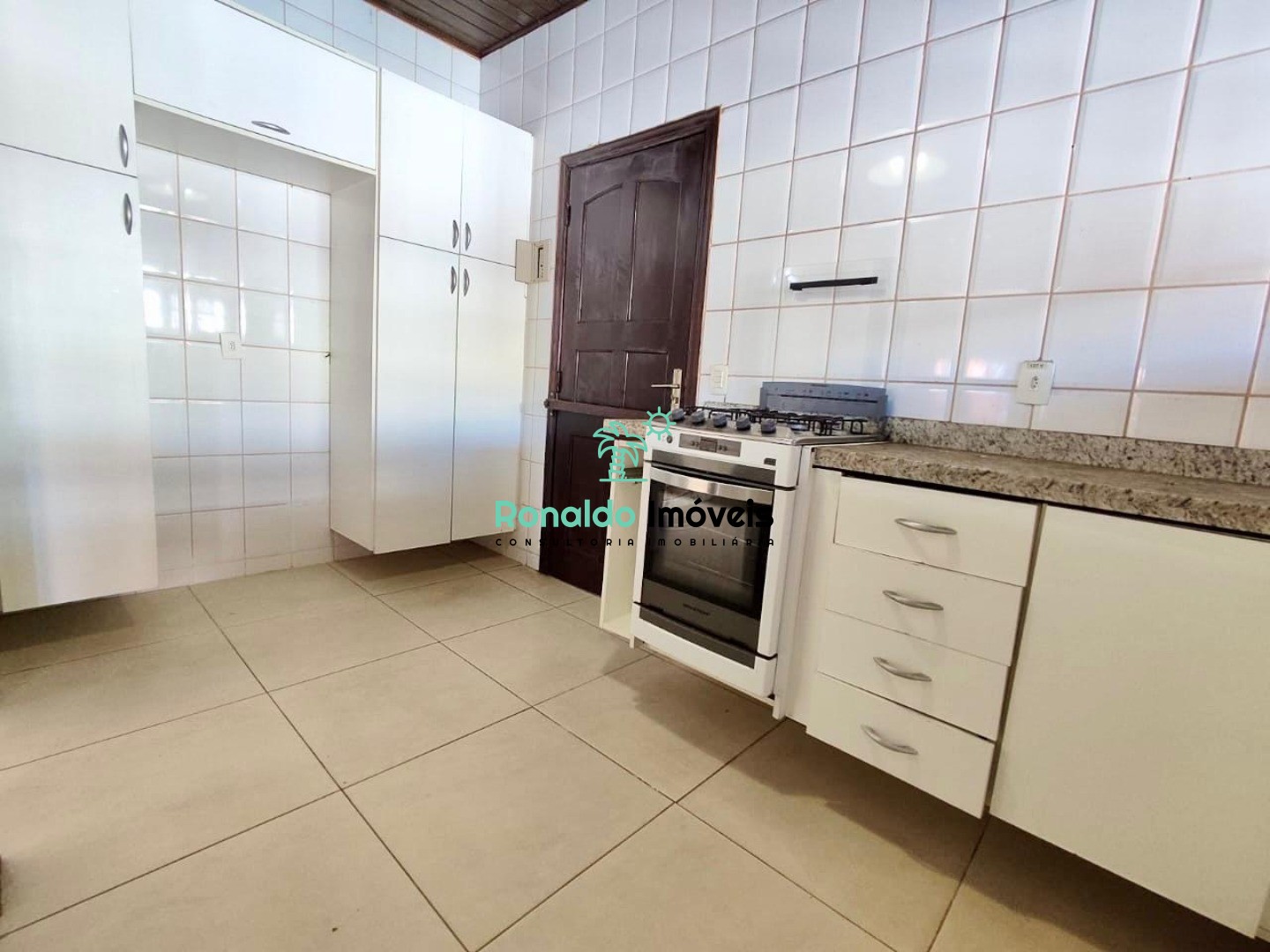 Casa à venda com 3 quartos, 162m² - Foto 16