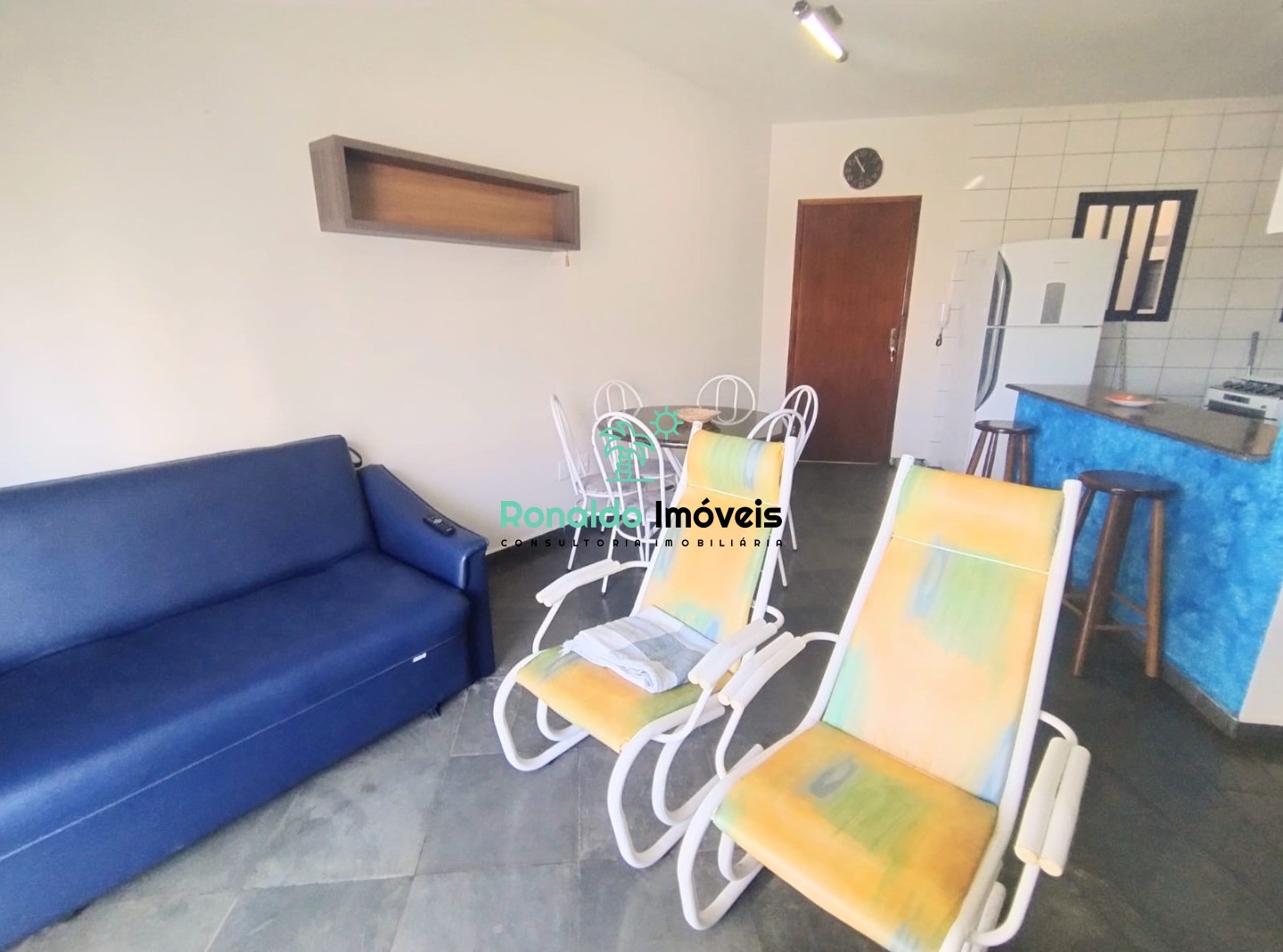 Apartamento à venda com 2 quartos, 70m² - Foto 4