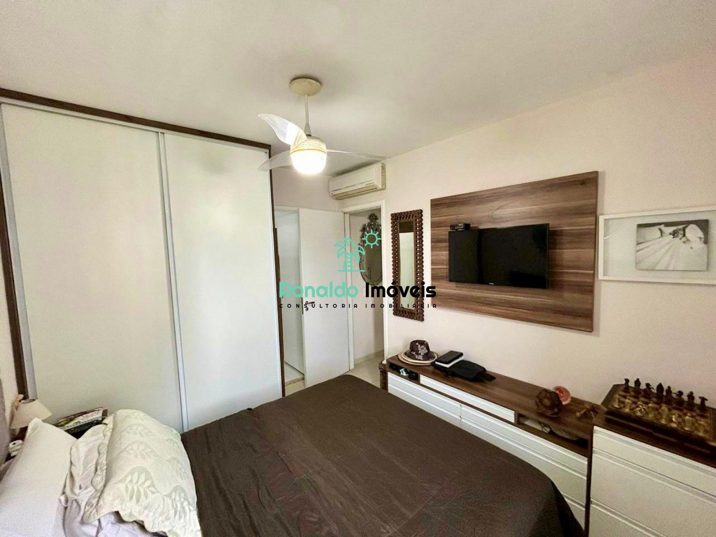 Apartamento à venda com 2 quartos, 72m² - Foto 21