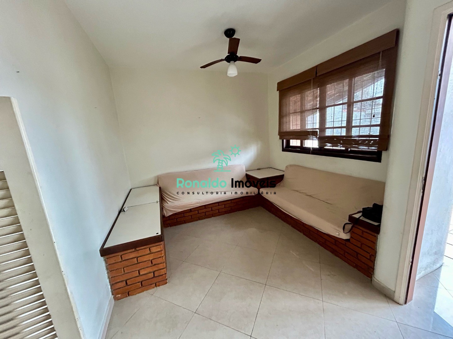 Casa à venda com 2 quartos, 133m² - Foto 4