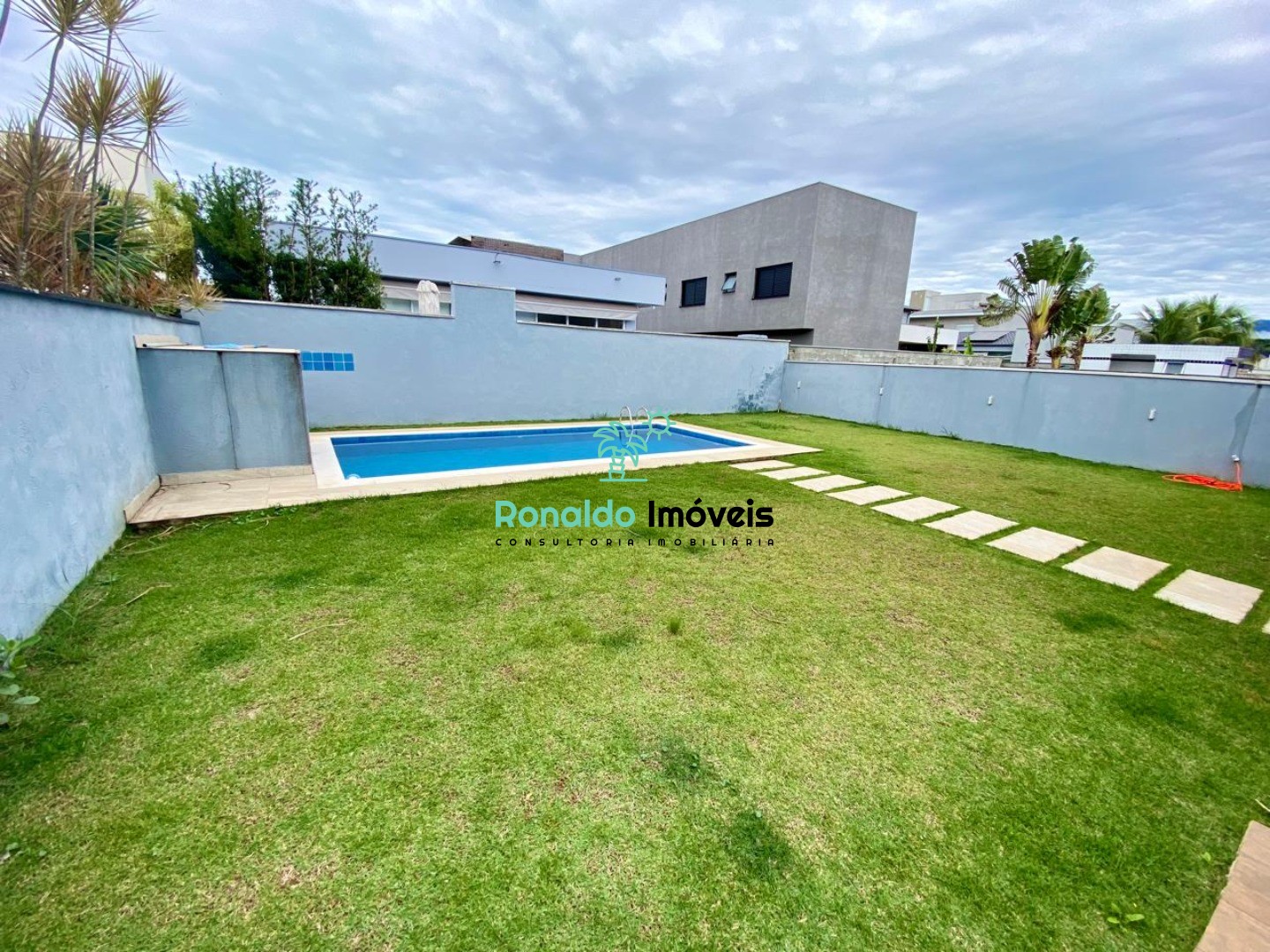 Casa à venda com 4 quartos, 206m² - Foto 14