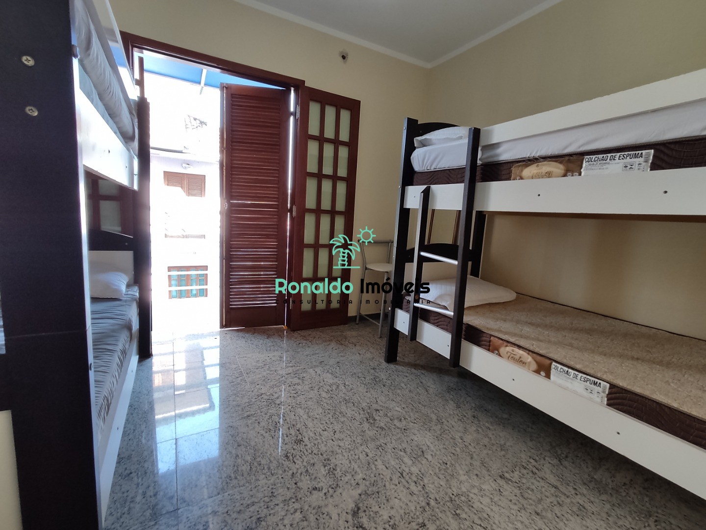 Casa à venda com 3 quartos, 116m² - Foto 12