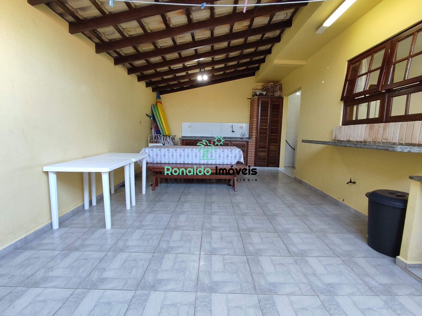 Casa à venda com 3 quartos, 110m² - Foto 12