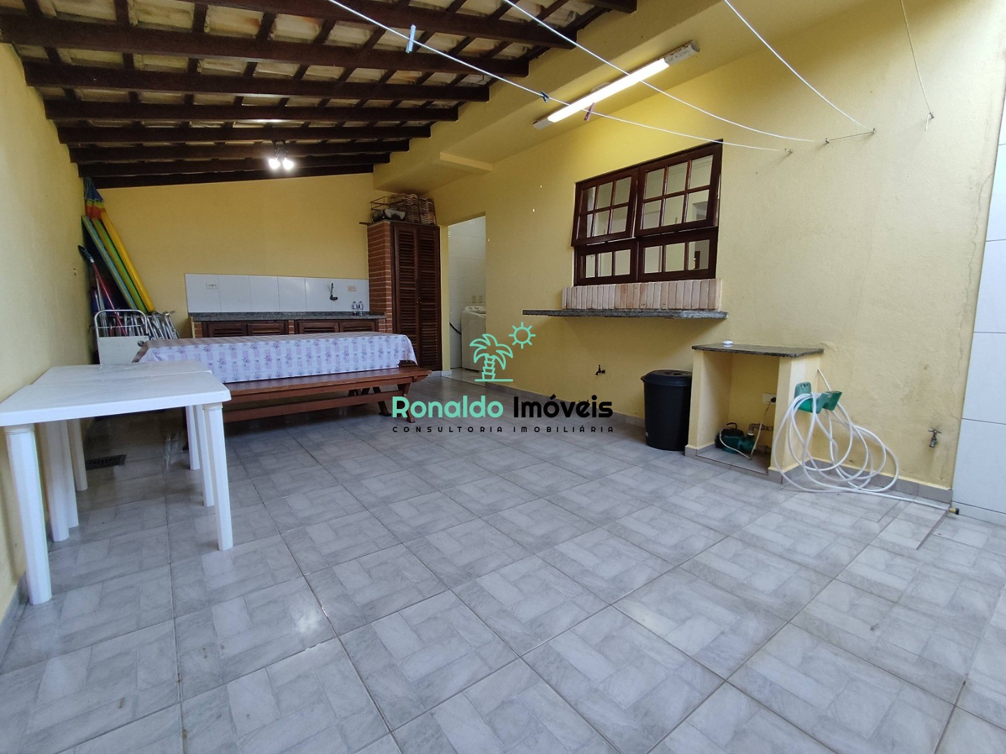 Casa à venda com 3 quartos, 110m² - Foto 13