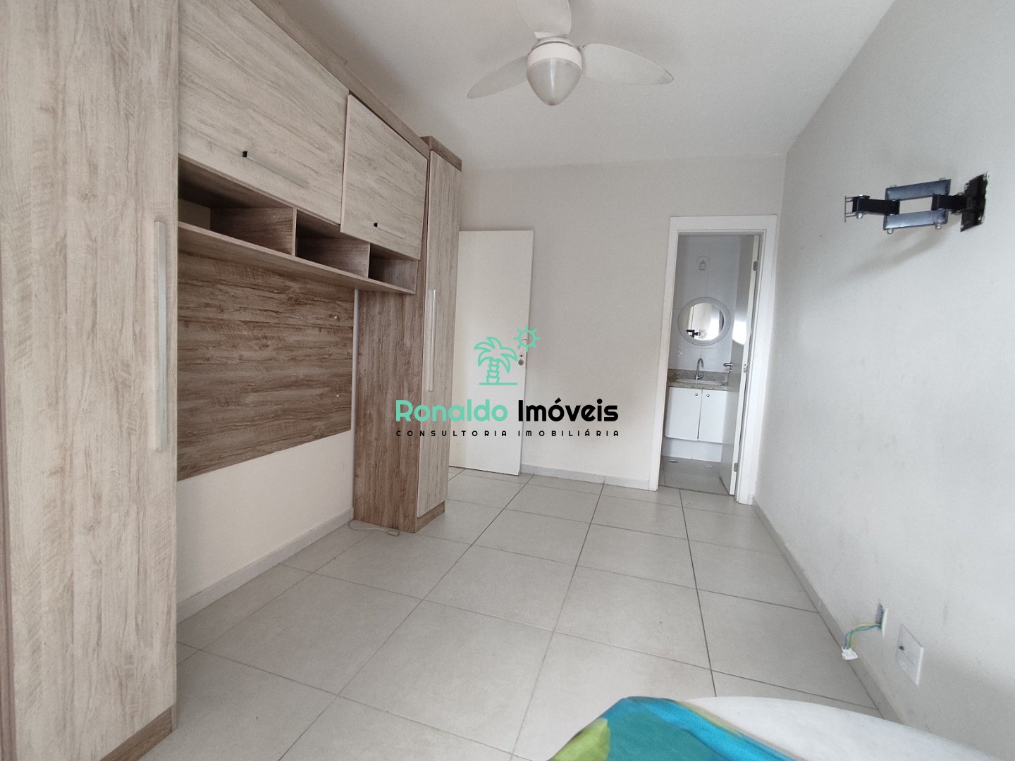 Apartamento à venda com 2 quartos, 79m² - Foto 5