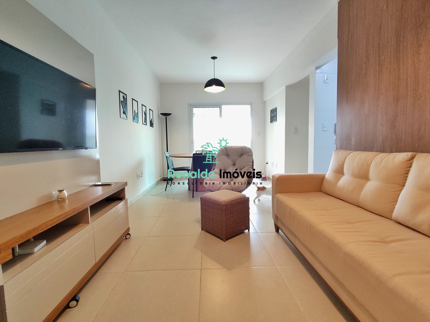 Apartamento à venda com 2 quartos, 80m² - Foto 2