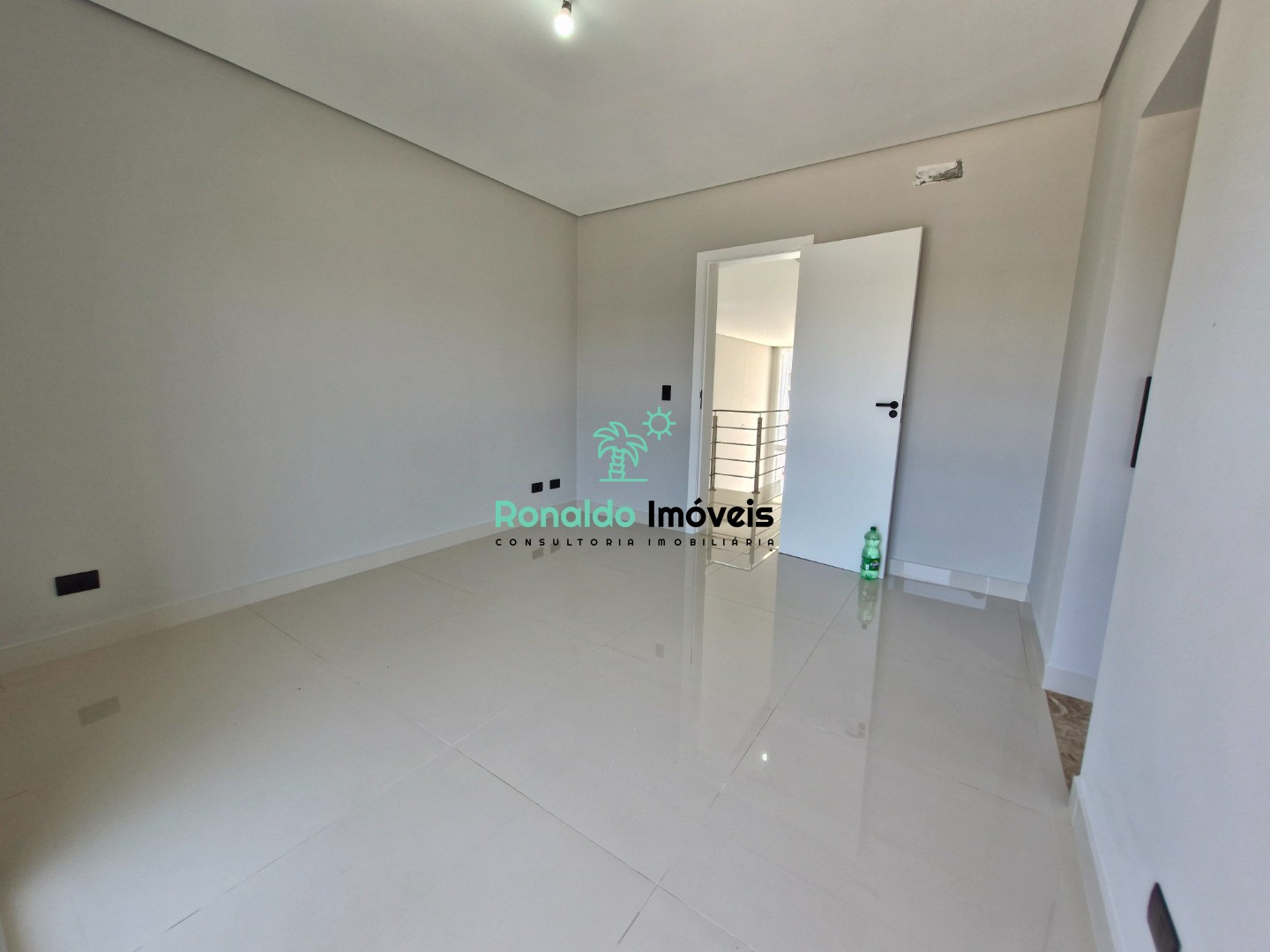 Casa à venda com 4 quartos, 247m² - Foto 20