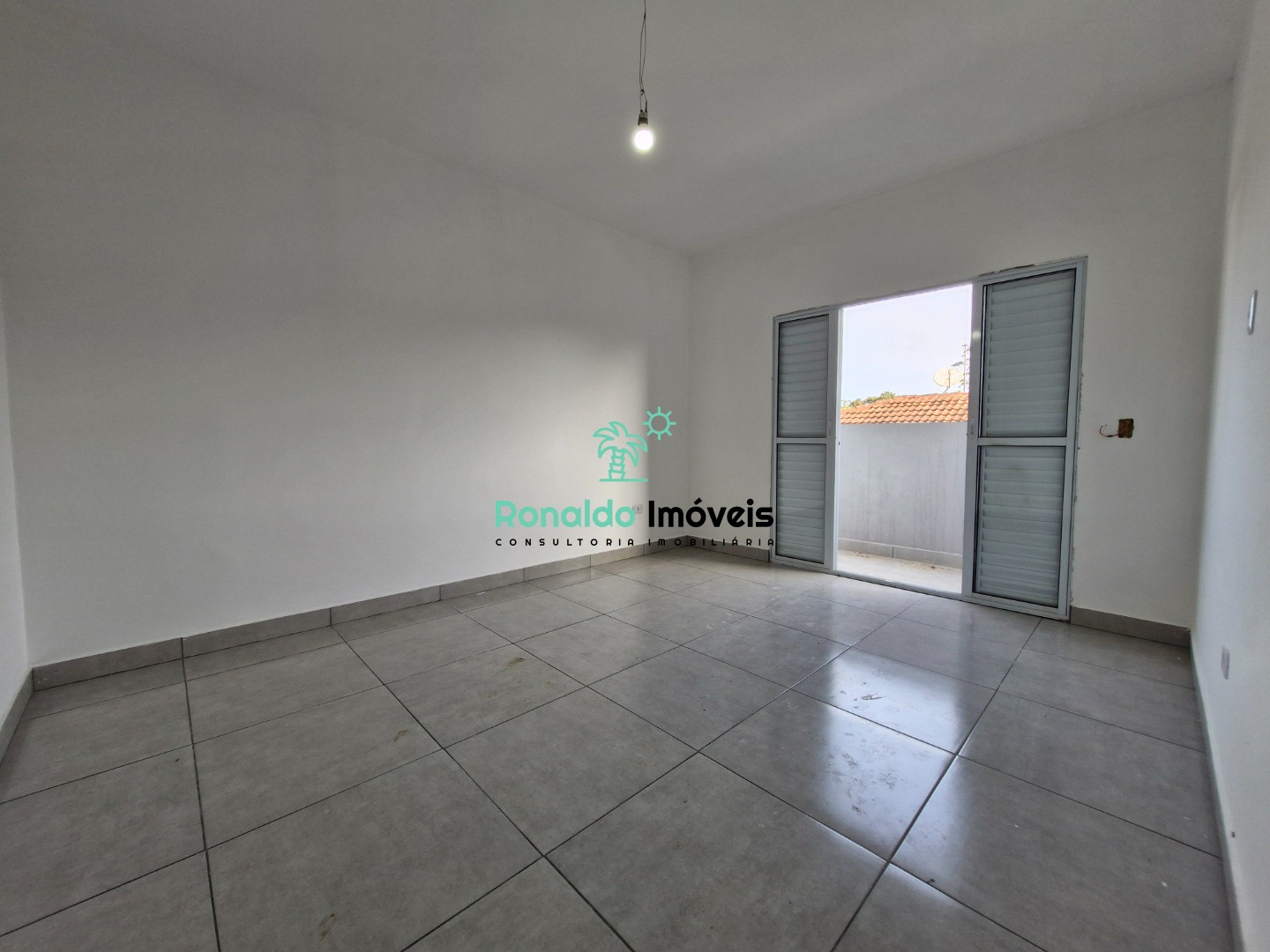 Casa à venda com 2 quartos, 105m² - Foto 10