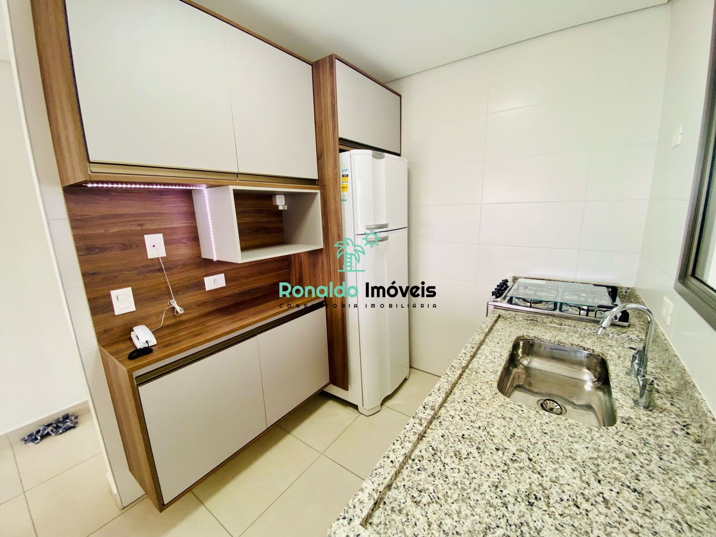 Apartamento à venda com 2 quartos, 78m² - Foto 14