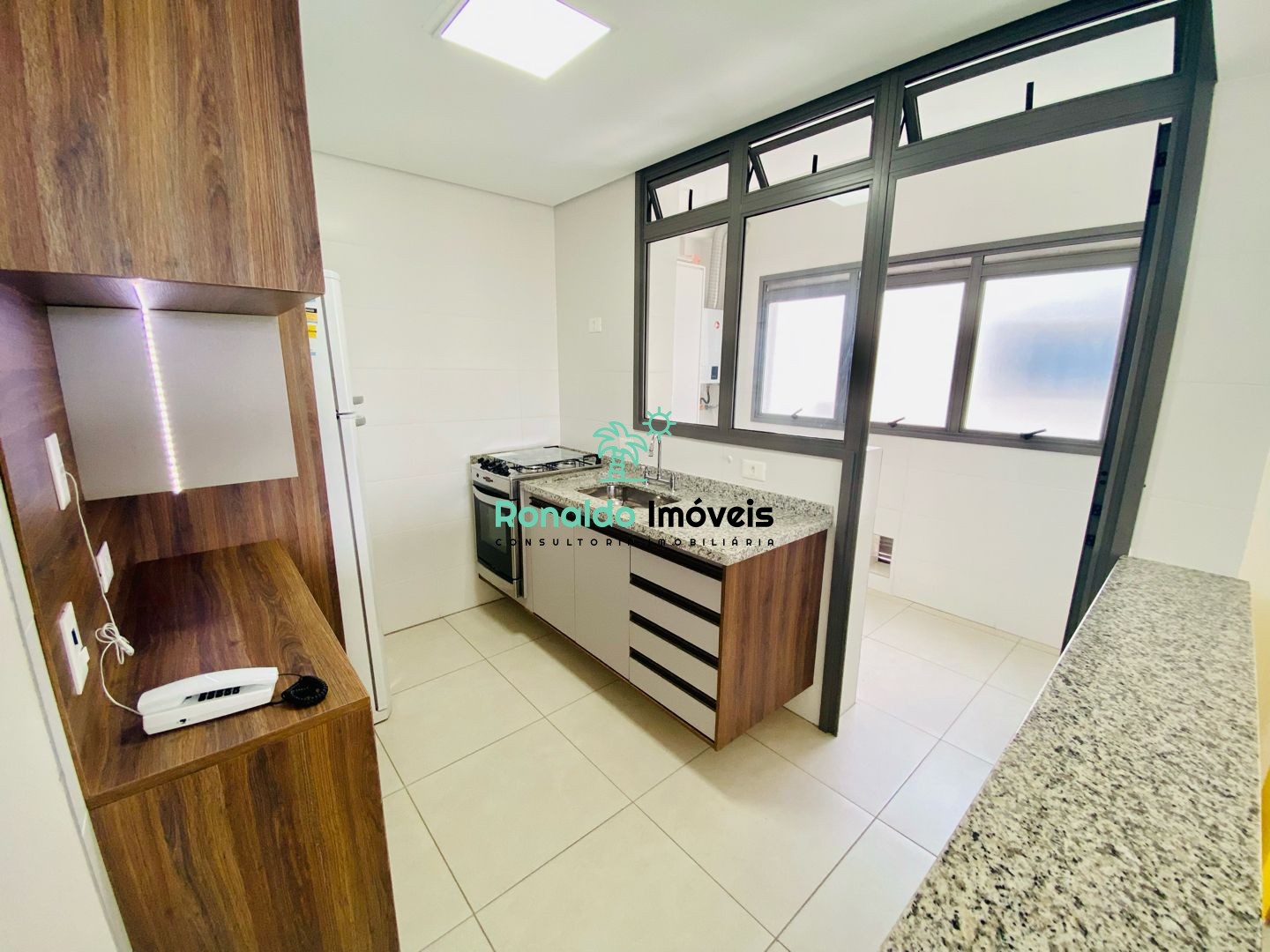 Apartamento à venda com 2 quartos, 78m² - Foto 13