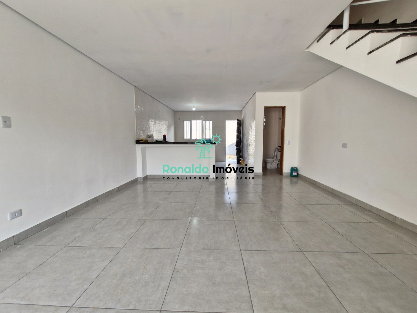 Casa à venda com 2 quartos, 105m² - Foto 6