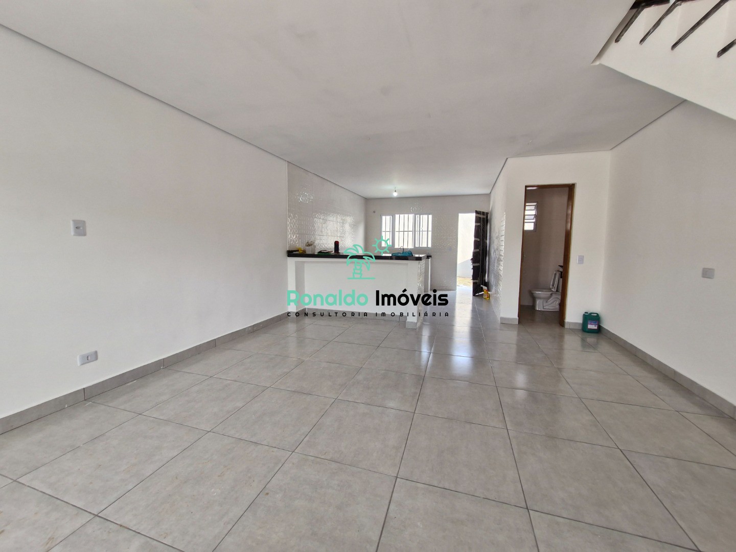 Casa à venda com 2 quartos, 105m² - Foto 11