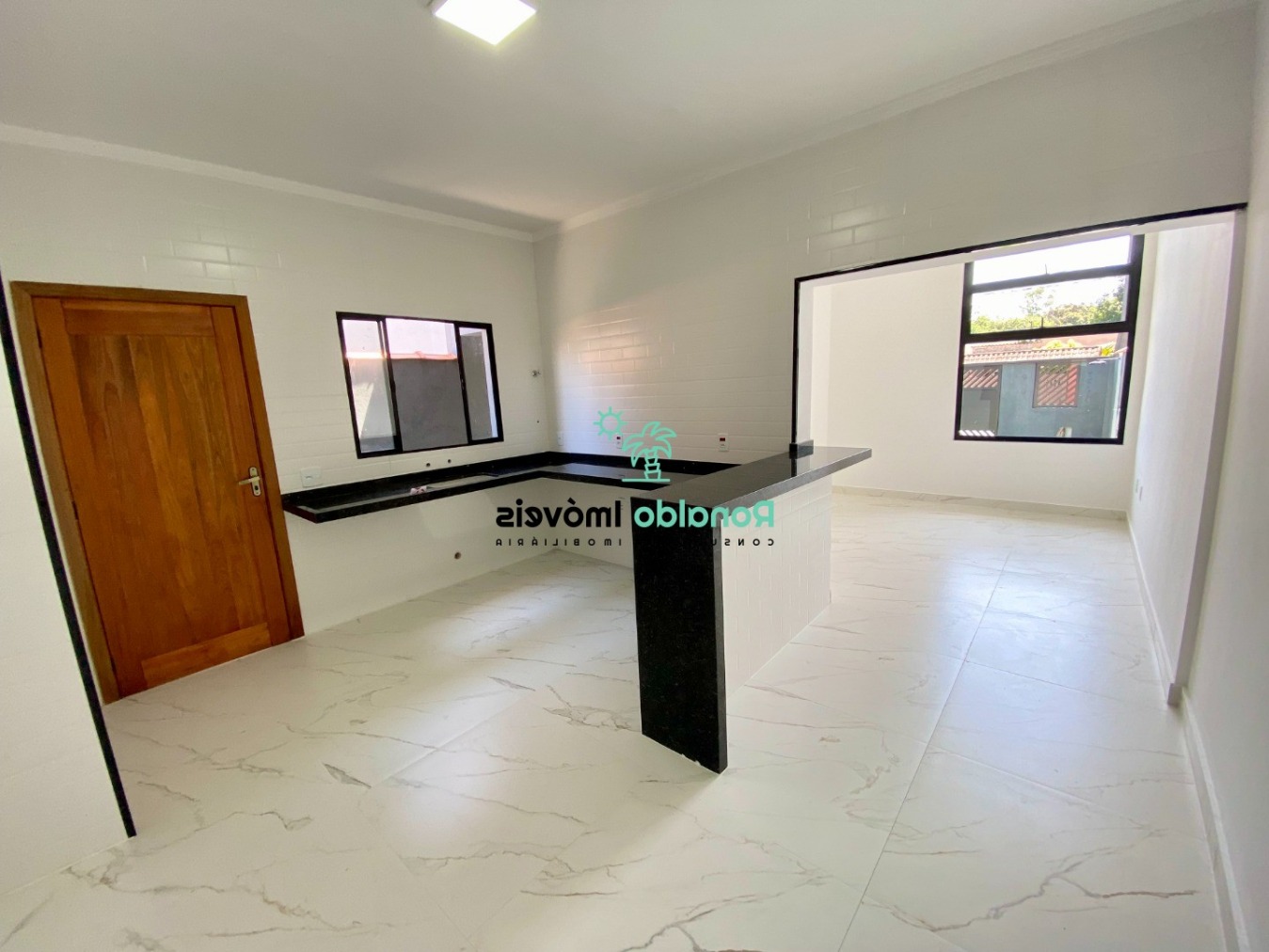 Casa à venda com 3 quartos, 106m² - Foto 11