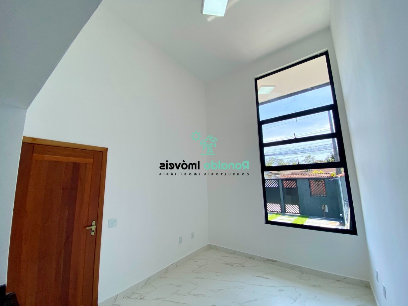 Casa à venda com 3 quartos, 106m² - Foto 9