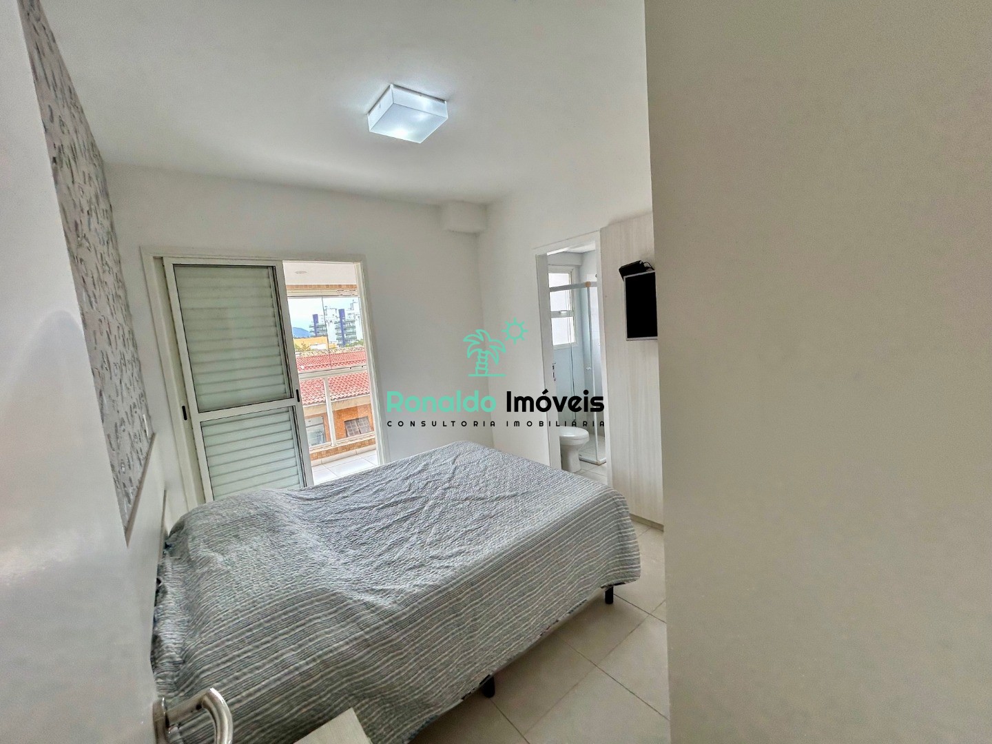 Apartamento à venda com 3 quartos, 97m² - Foto 14