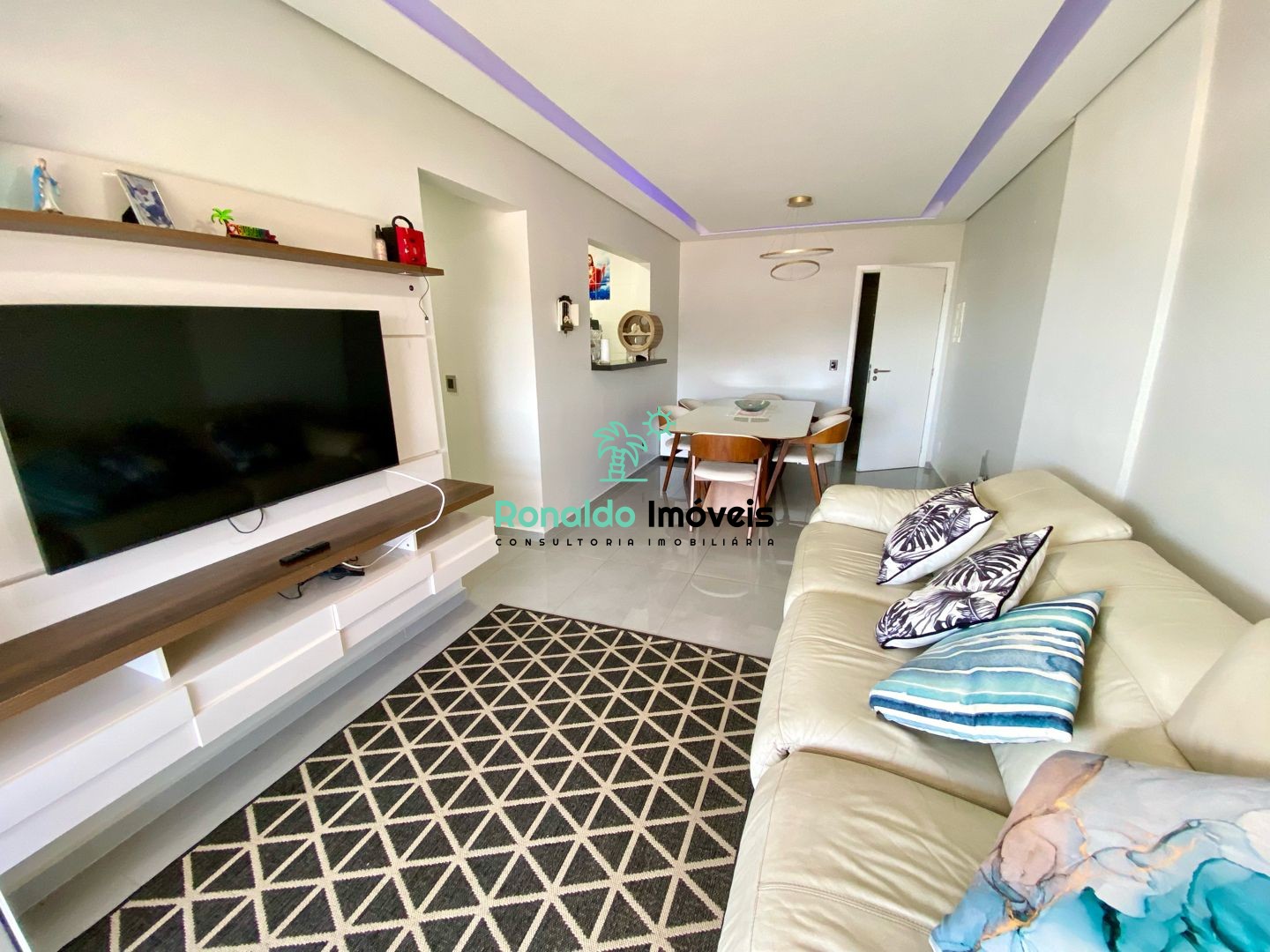 Oportunidade!! Lindo Apartamento 2 Quartos (1 suíte) \