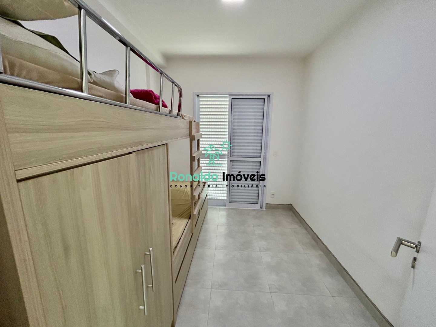 Apartamento à venda com 2 quartos, 72m² - Foto 13