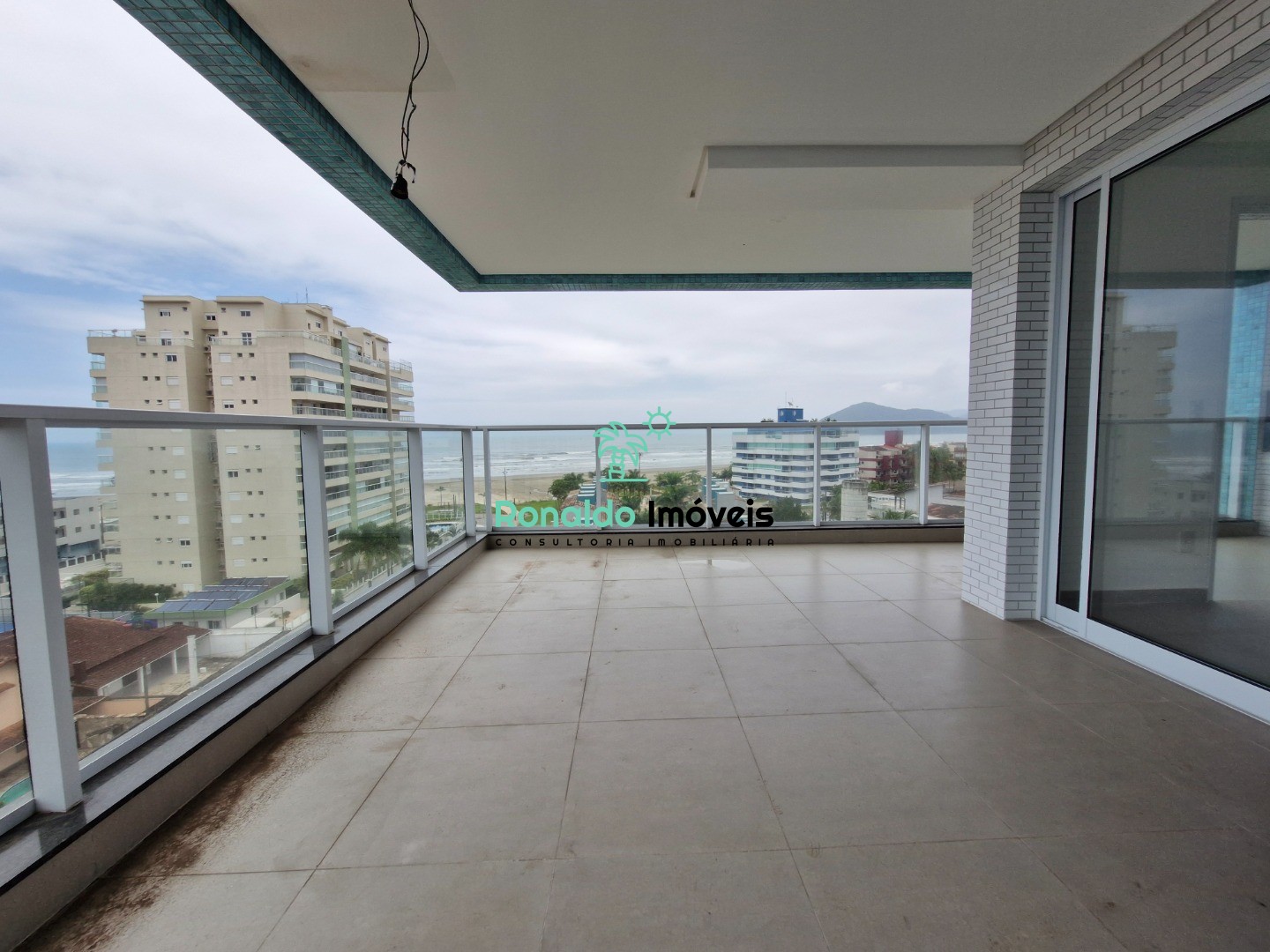 Apartamento à venda com 3 quartos, 141m² - Foto 25