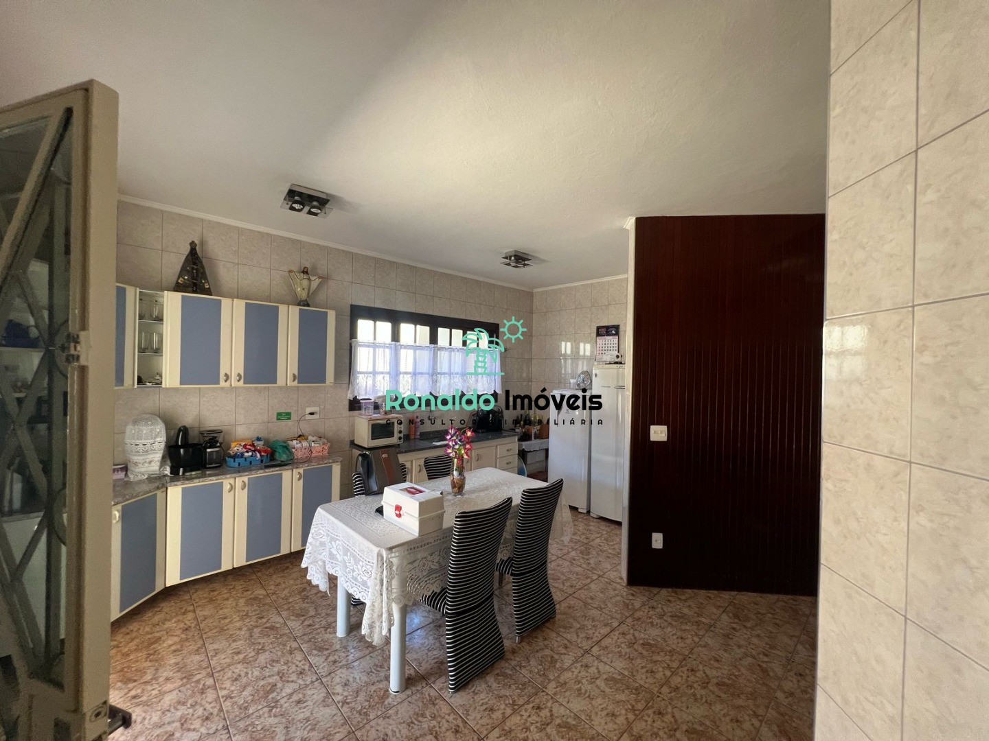 Casa, 4 quartos, 260 m² - Foto 8