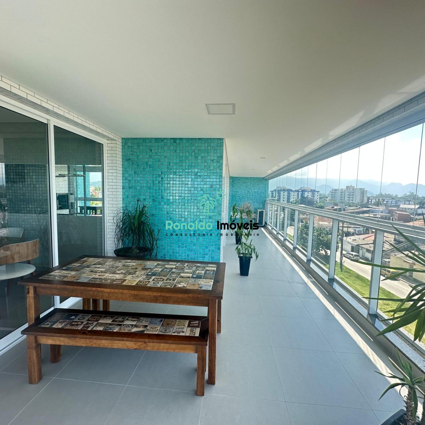Apartamento, 3 quartos, 142 m² - Foto 2