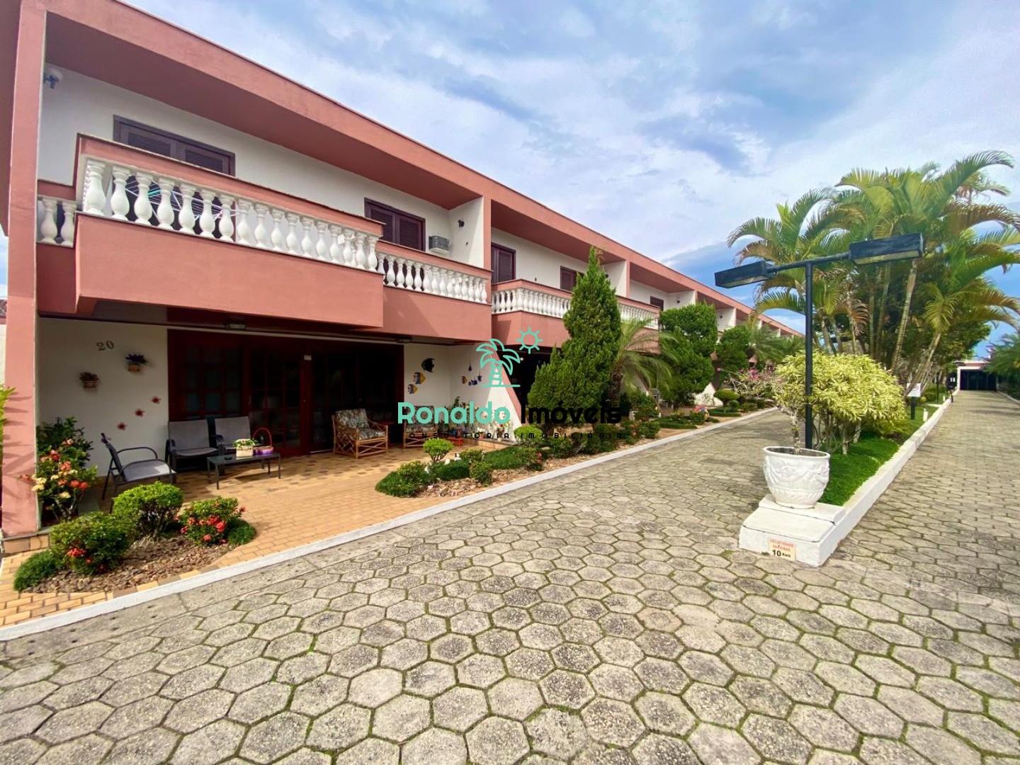 Casa de Condomínio, 4 quartos - Foto 1
