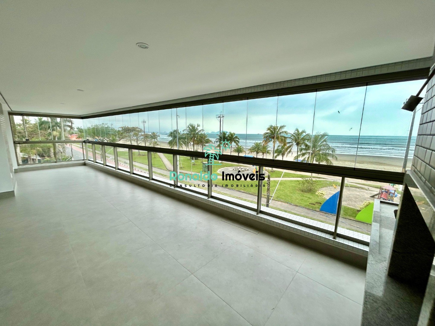 Apartamento, 3 quartos, 165 m² - Foto 2