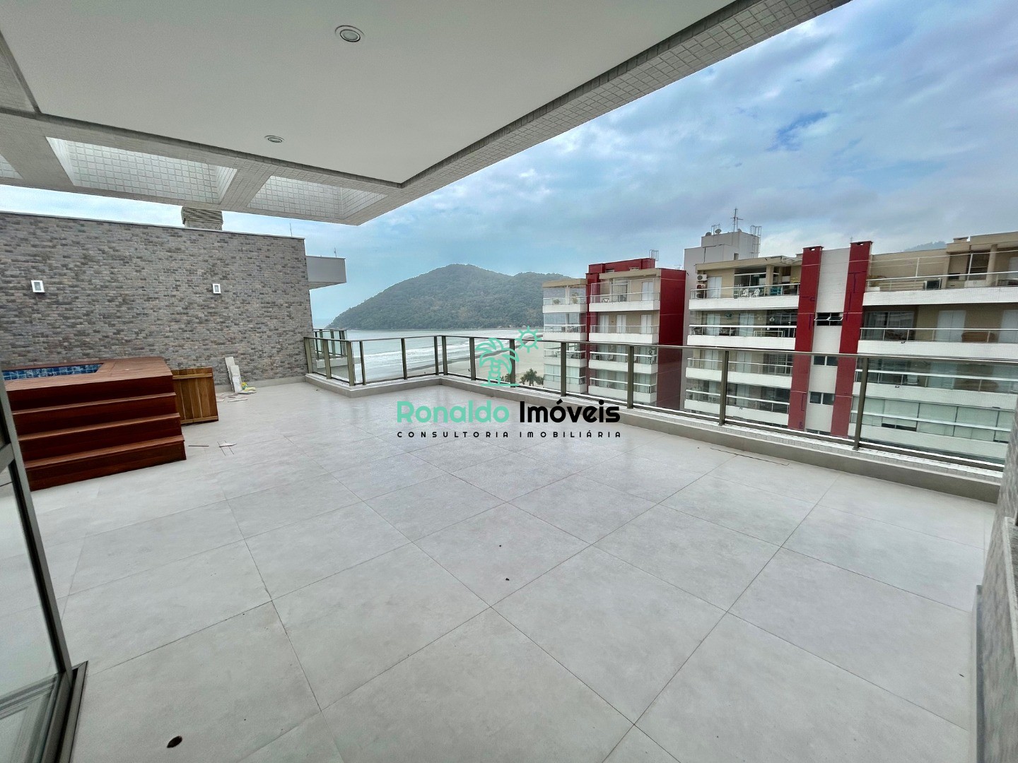 Cobertura, 3 quartos, 230 m² - Foto 4