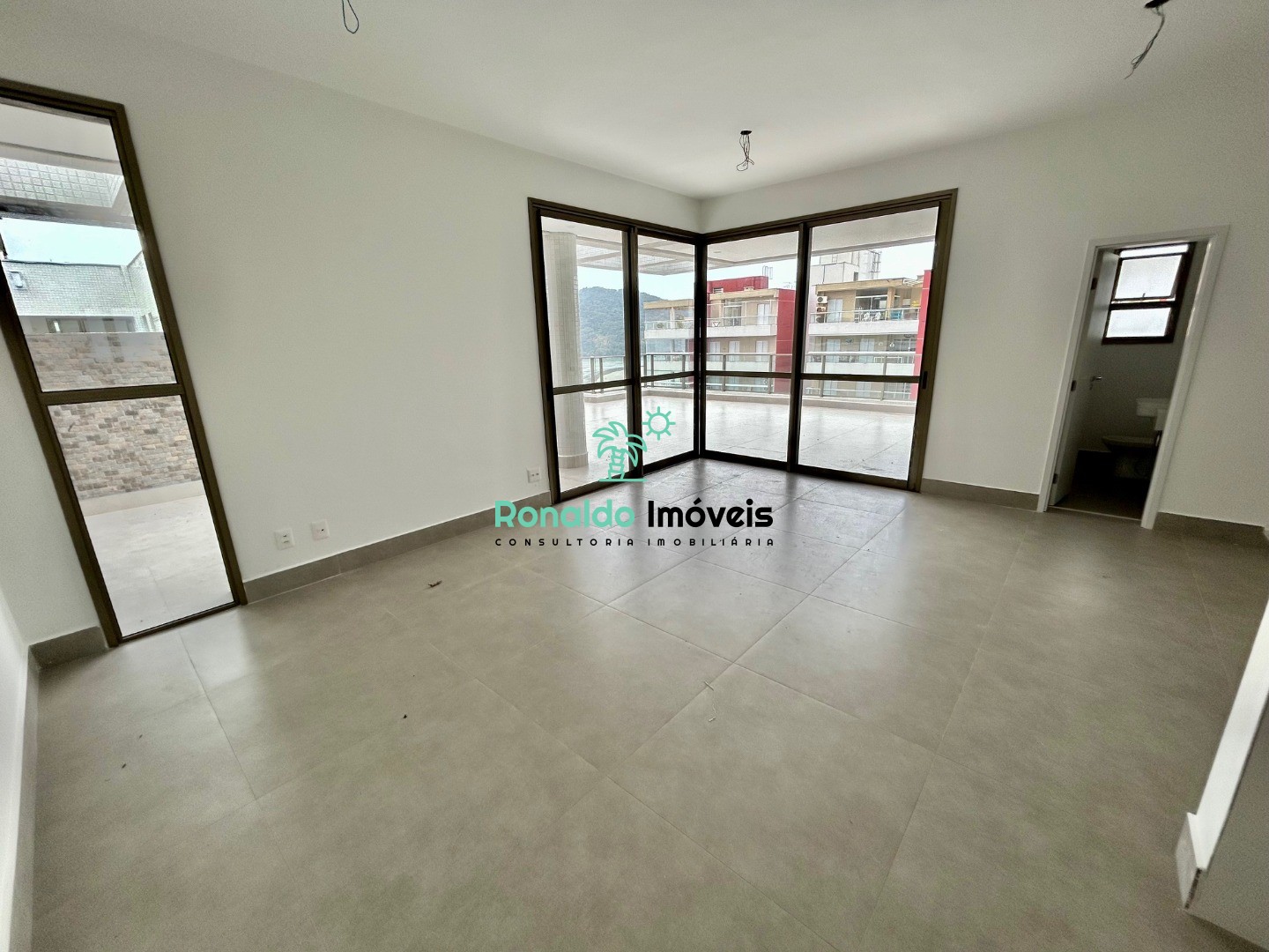 Cobertura, 3 quartos, 230 m² - Foto 10