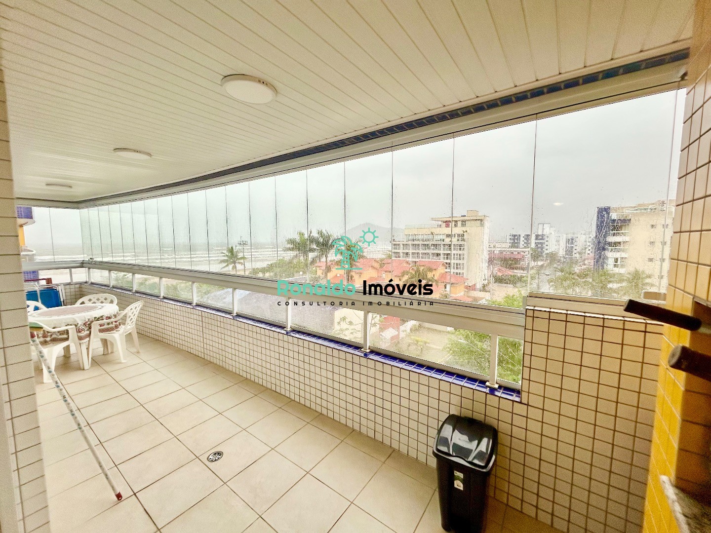 Apartamento, 3 quartos, 94 m² - Foto 2