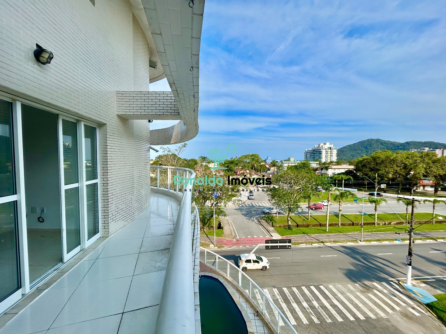 Apartamento, 3 quartos, 95 m² - Foto 2