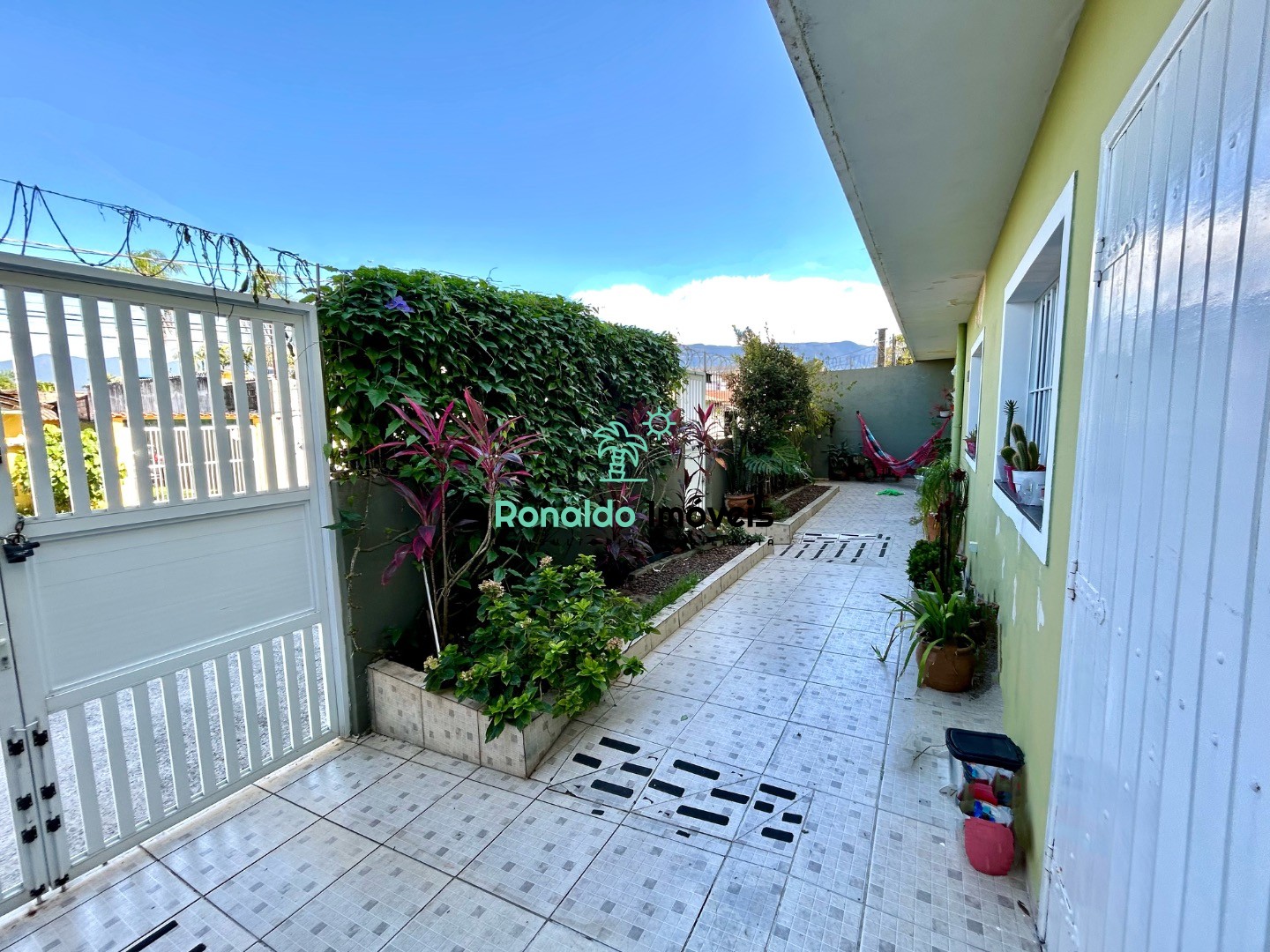 Casa, 3 quartos, 142 m² - Foto 2
