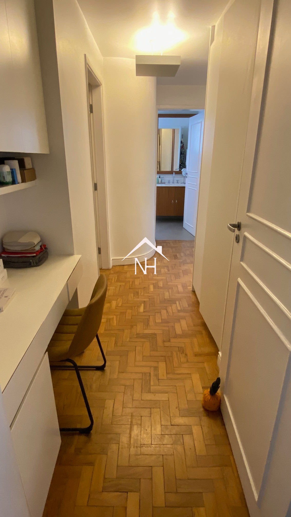 Apartamento à venda com 3 quartos, 150m² - Foto 9