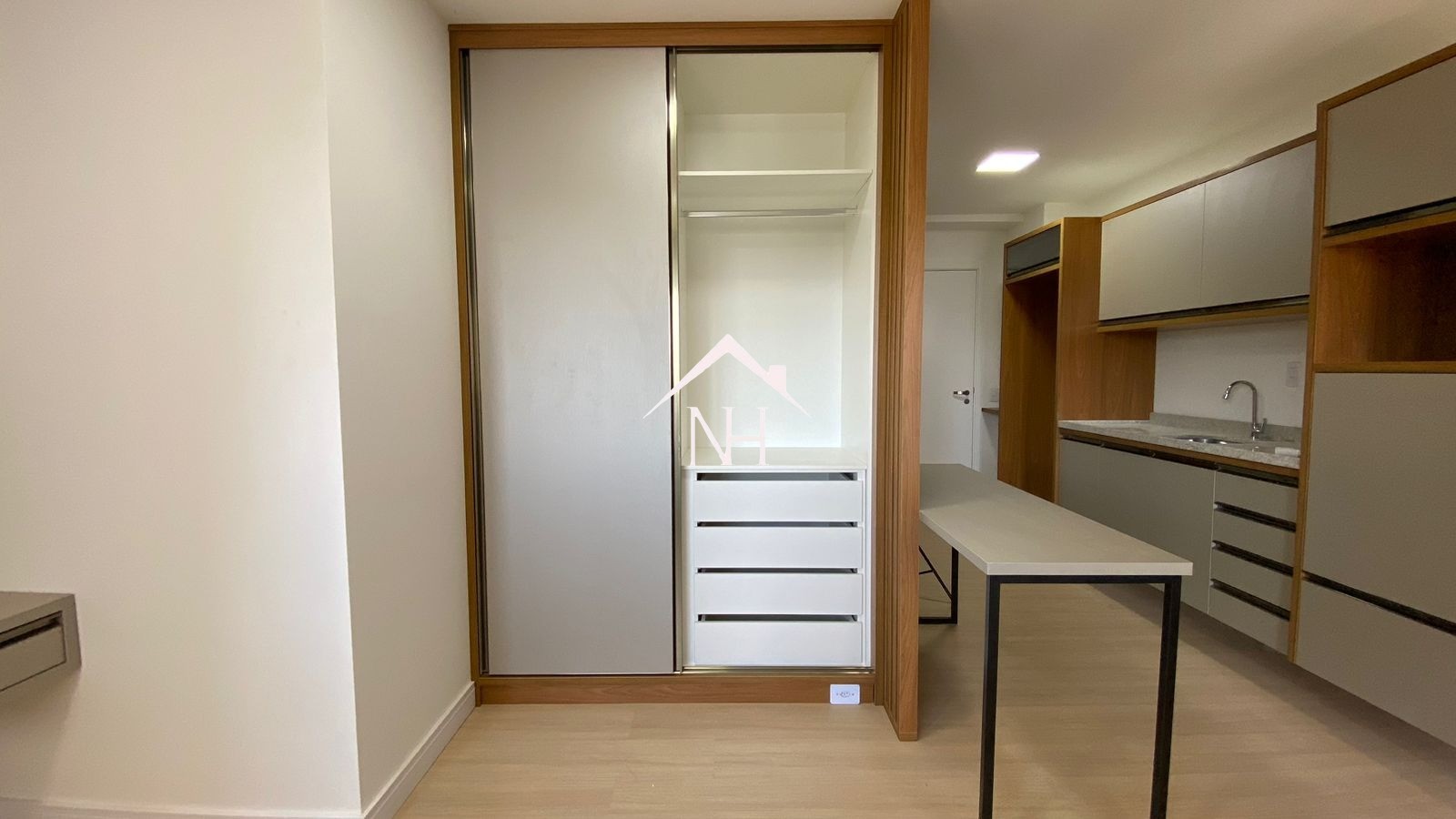 Apartamento à venda com 1 quarto, 28m² - Foto 31