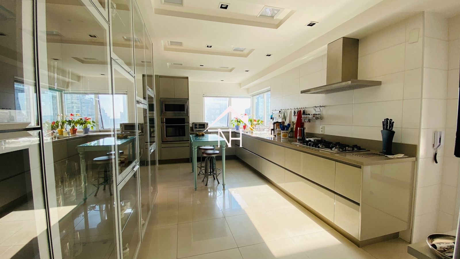 Apartamento, 3 quartos, 251 m² - Foto 48