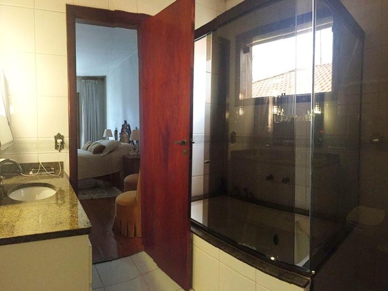 Casa à venda com 4 quartos, 294m² - Foto 24