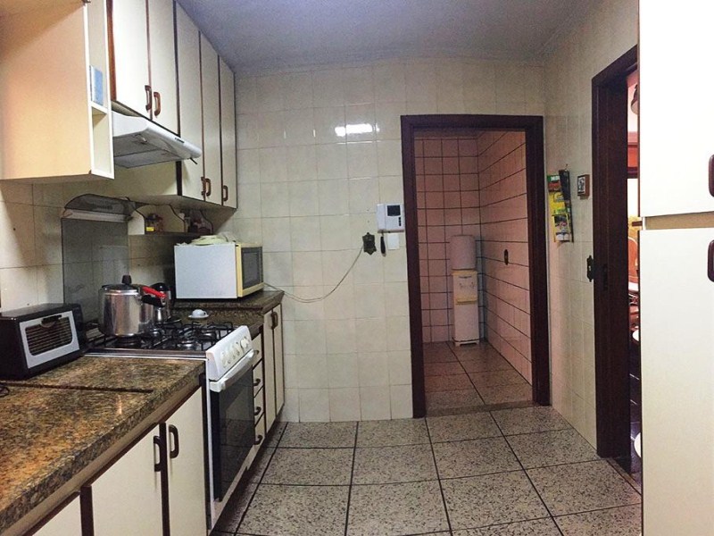 Casa à venda com 4 quartos, 294m² - Foto 30