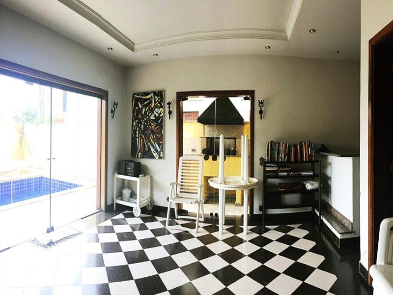 Casa à venda com 4 quartos, 294m² - Foto 35