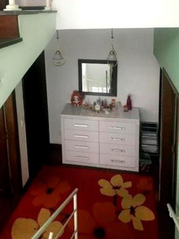 Sobrado à venda com 5 quartos, 200m² - Foto 9