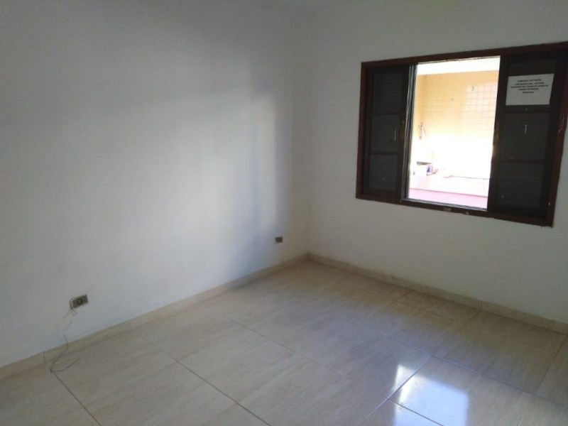 Casa à venda com 3 quartos, 340m² - Foto 16