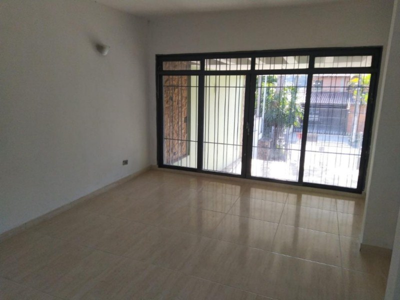 Casa à venda com 3 quartos, 340m² - Foto 23