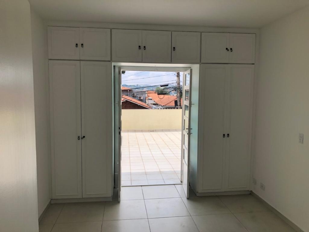 Sobrado à venda com 3 quartos, 145m² - Foto 2