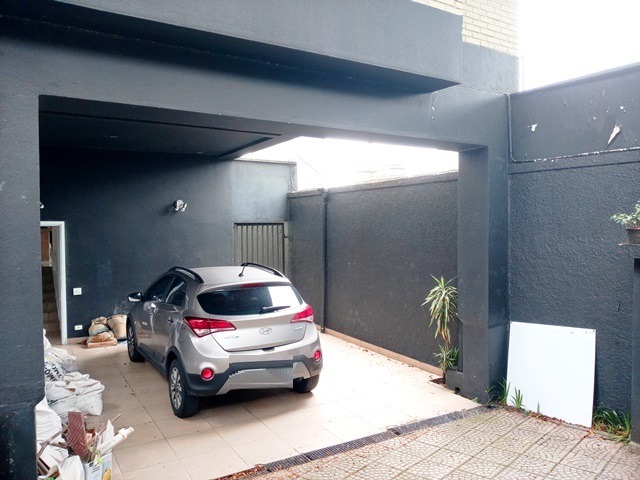 Sobrado à venda com 5 quartos, 560m² - Foto 3