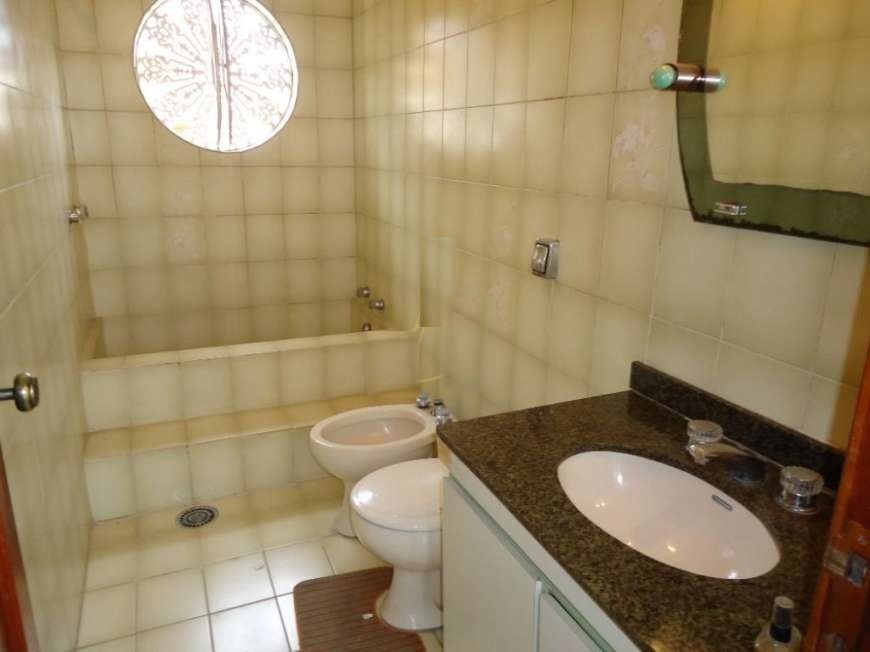 Sobrado à venda com 3 quartos, 303m² - Foto 12