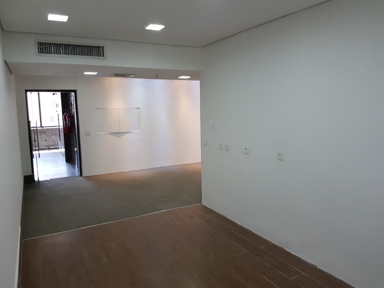 Conjunto Comercial-Sala à venda e aluguel, 140m² - Foto 16