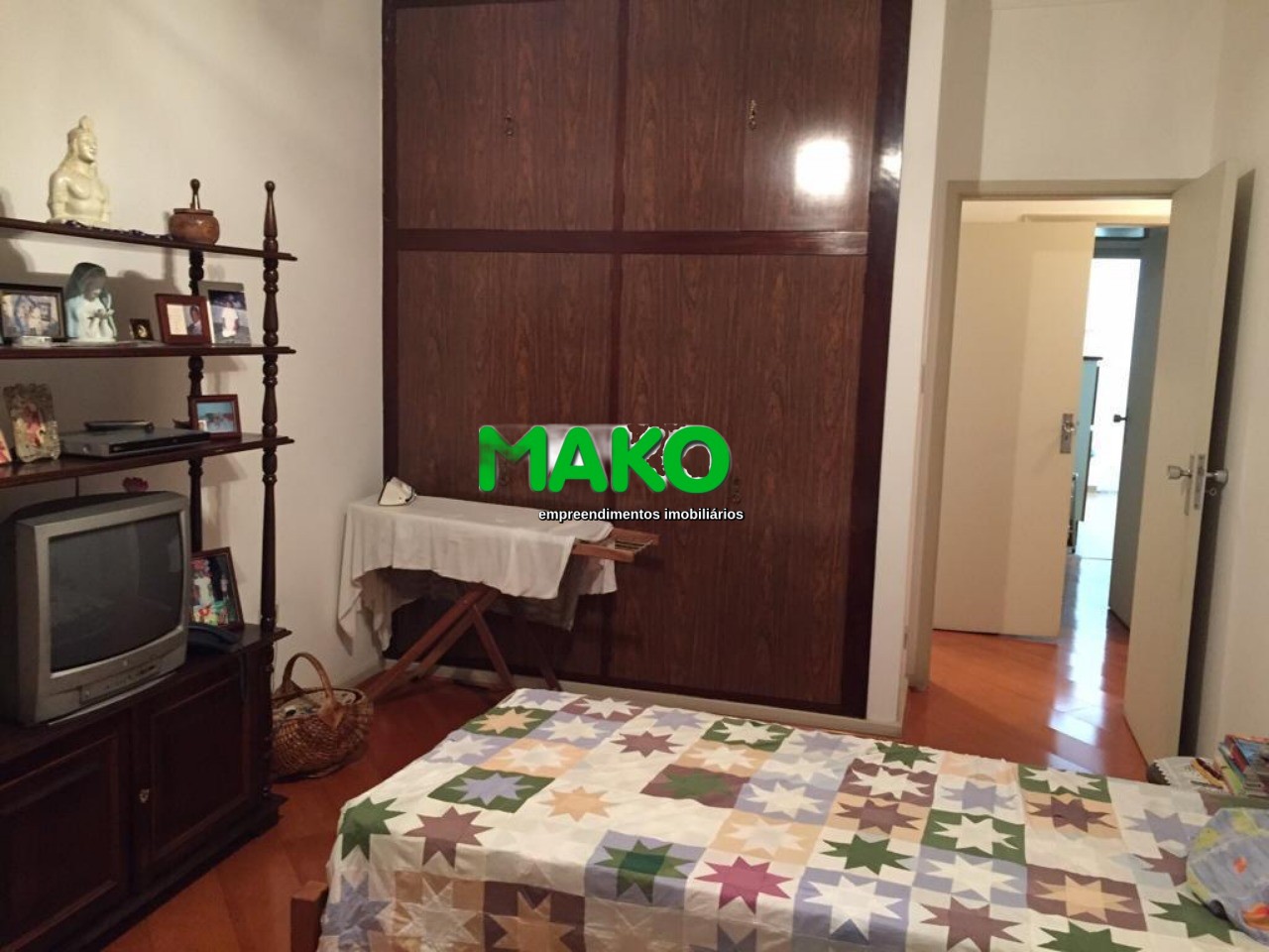 Apartamento à venda com 3 quartos, 180m² - Foto 16