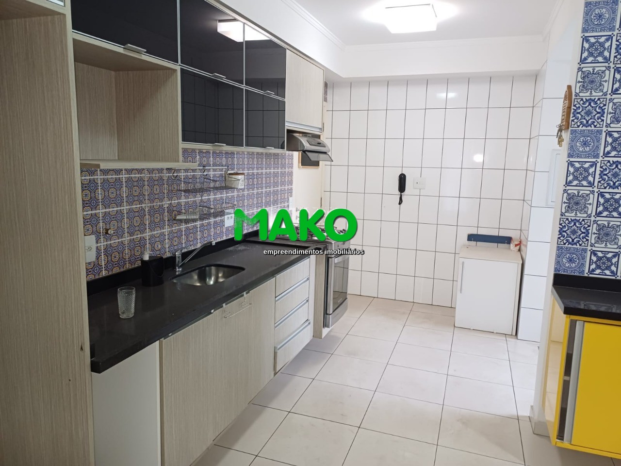 Apartamento à venda com 3 quartos, 119m² - Foto 2