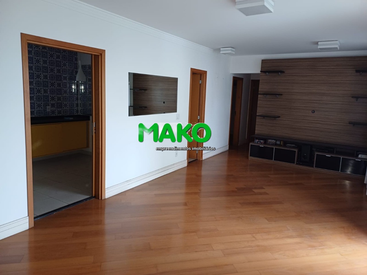 Apartamento à venda com 3 quartos, 119m² - Foto 19