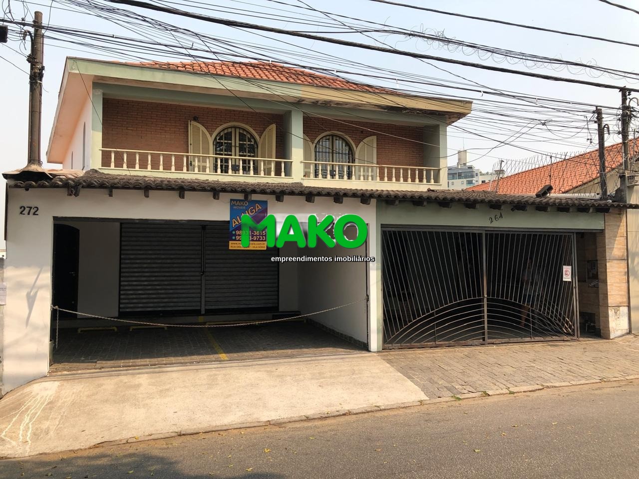 Casa Comercial à venda e aluguel com 3 quartos, 149m² - Foto 1