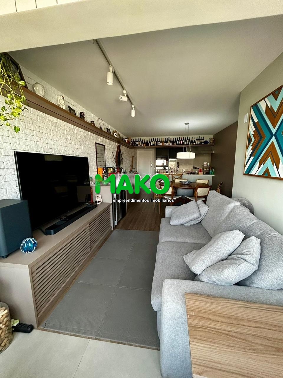 Apartamento à venda com 3 quartos, 94m² - Foto 13