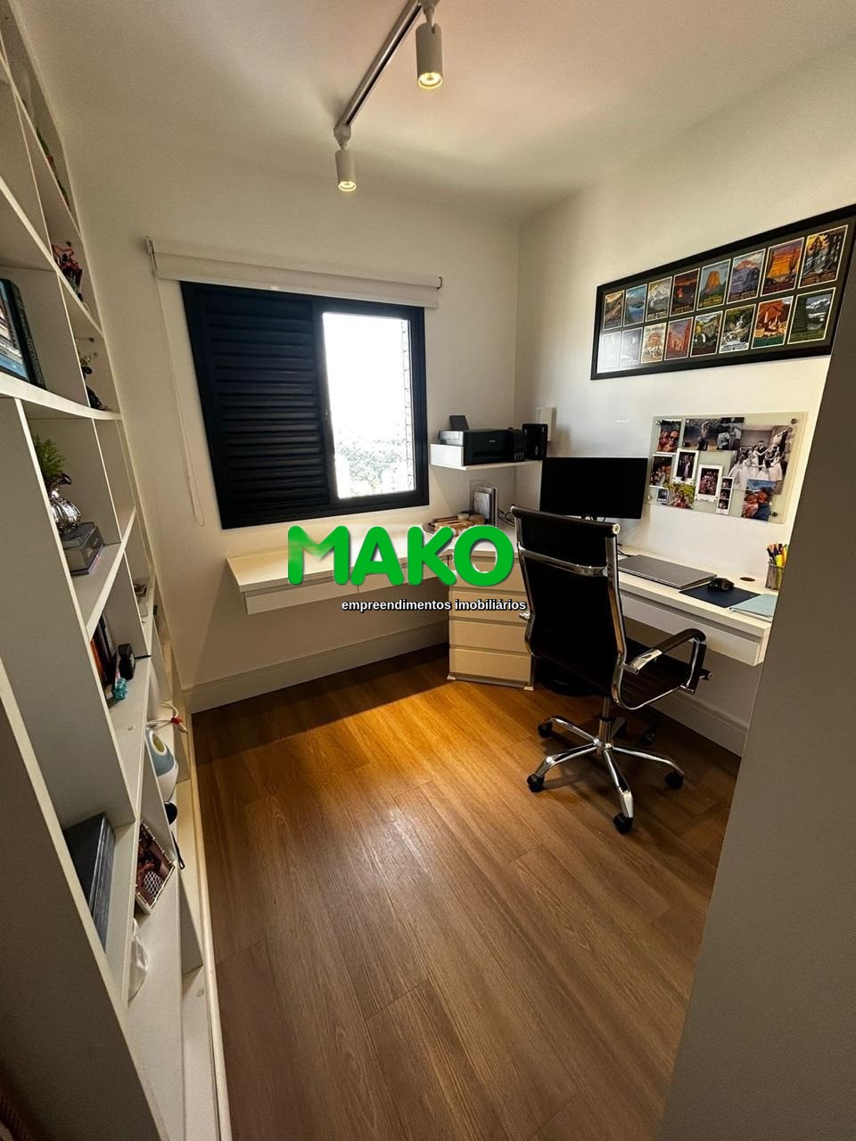 Apartamento à venda com 3 quartos, 94m² - Foto 19